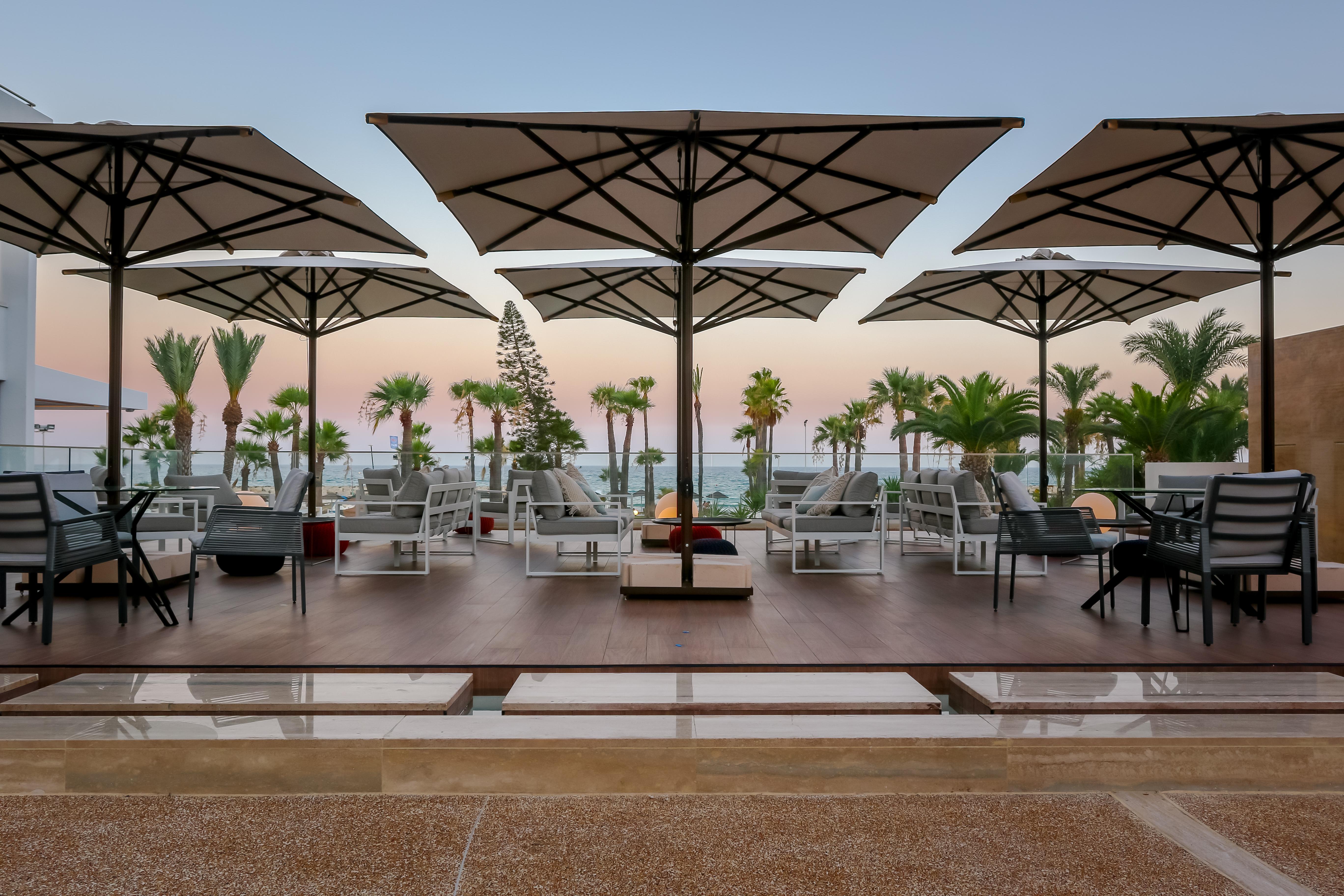 金色海湾沙滩酒店 拉纳卡 外观 照片 The Beach